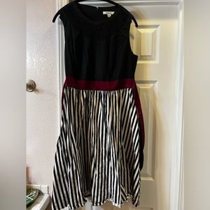 Disney Dress Shop Pirates of the Caribbean XL Dress